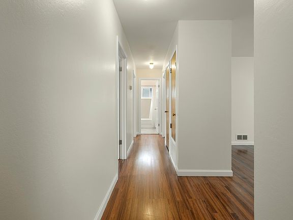 4th image of 83 Station Ave