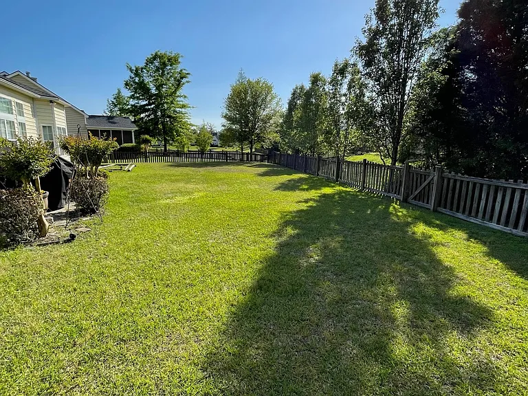 113 Gathering Island Rd — Photo 4