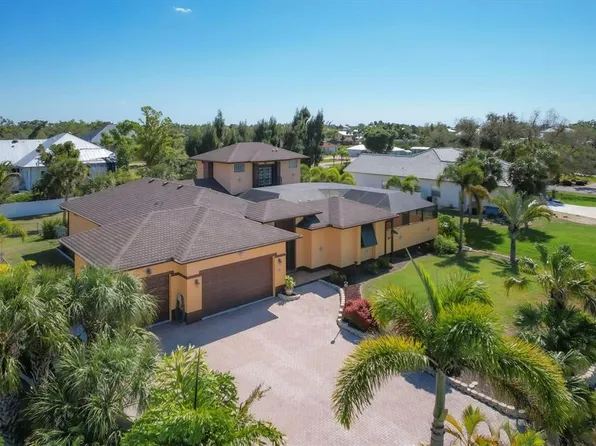 90 Green Dolphin Dr N, Placida, FL 33946