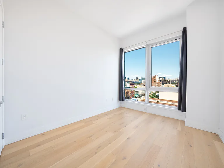 47-01 Vernon Blvd #4C — Photo 6