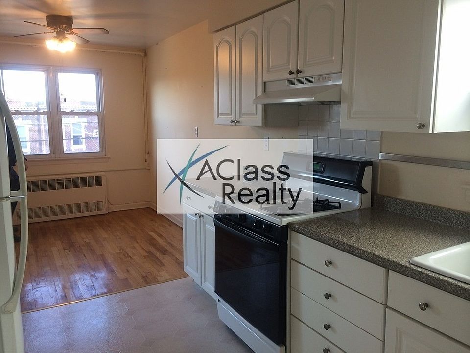 1st image of 2835 46th St