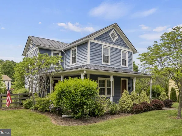 705 Dranesville Rd, Herndon, VA 20170