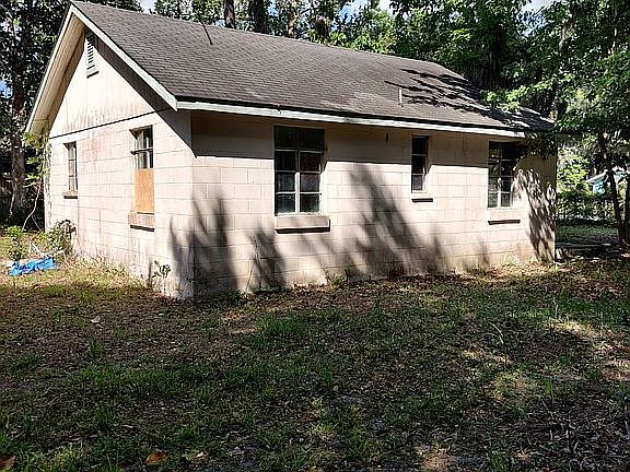 3rd image of 66 Trout St