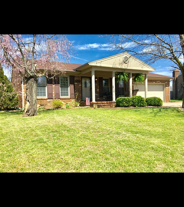 1st image of 1327 Deep Wood Ct