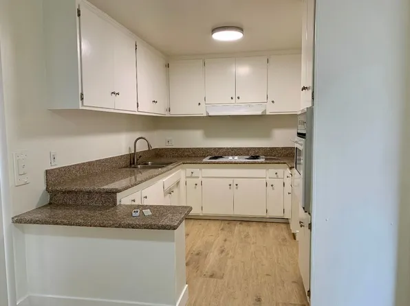 21707 Roscoe Blvd., 21707 Roscoe Blvd APT 204, Canoga Park, CA 91304