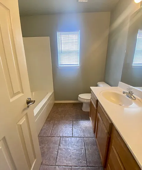 3225 Silverton St — Photo 14