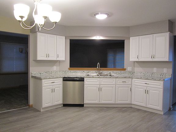 2nd image of 5210 S Honey Creek Dr