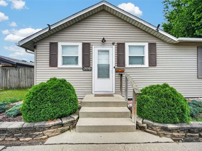 820 Maple St, West Des Moines, IA, 50265
