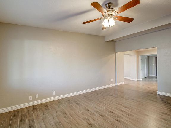 4th image of 909 W Weymouth St