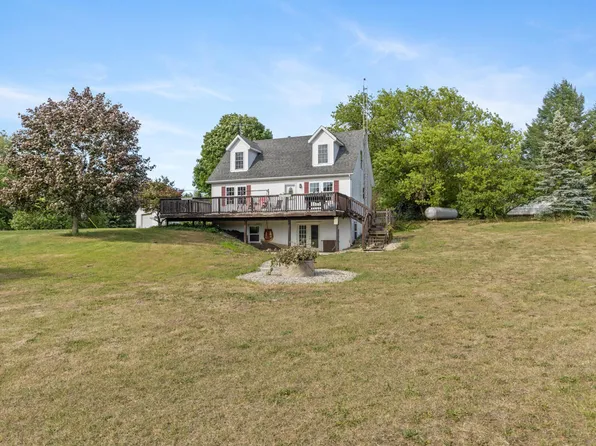 2081 16th St, Hopkins, MI 49328