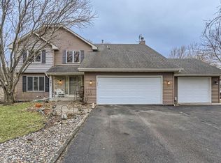 2843 Bridgeview Ter, Eagan, MN 55121