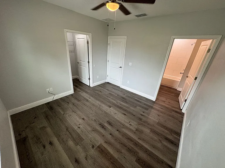 737 Mink Ct #737 — Photo 6