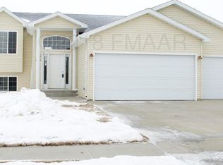 4407 11th St W, West Fargo, ND 58078