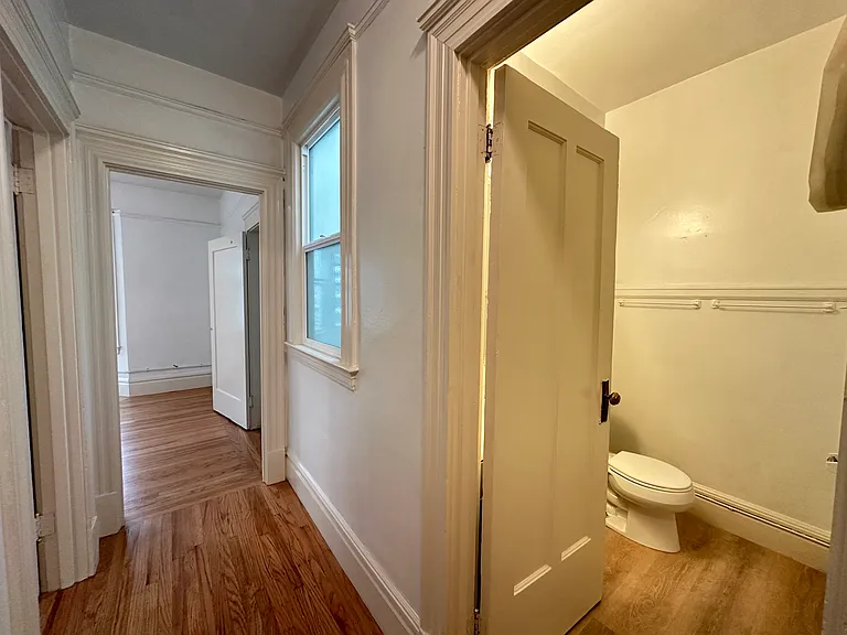 1101 Pine St #400 — Photo 14
