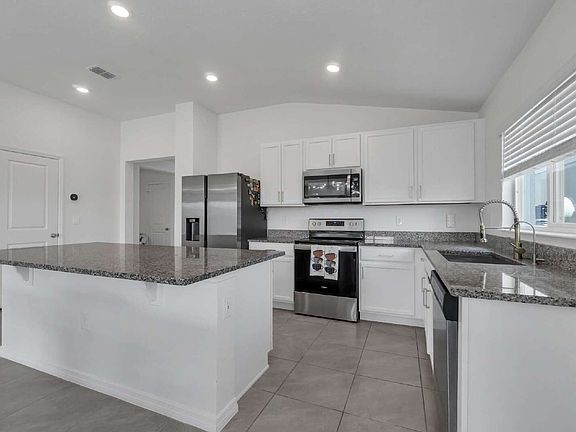 4th image of 3800 Whitetail Ct