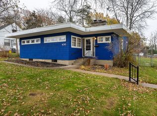 430 English Ln, Dubuque, IA 52003