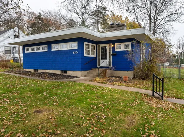 430 English Ln, Dubuque, IA 52003