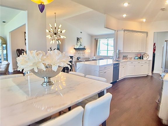 5th image of 131 Temptation Ct