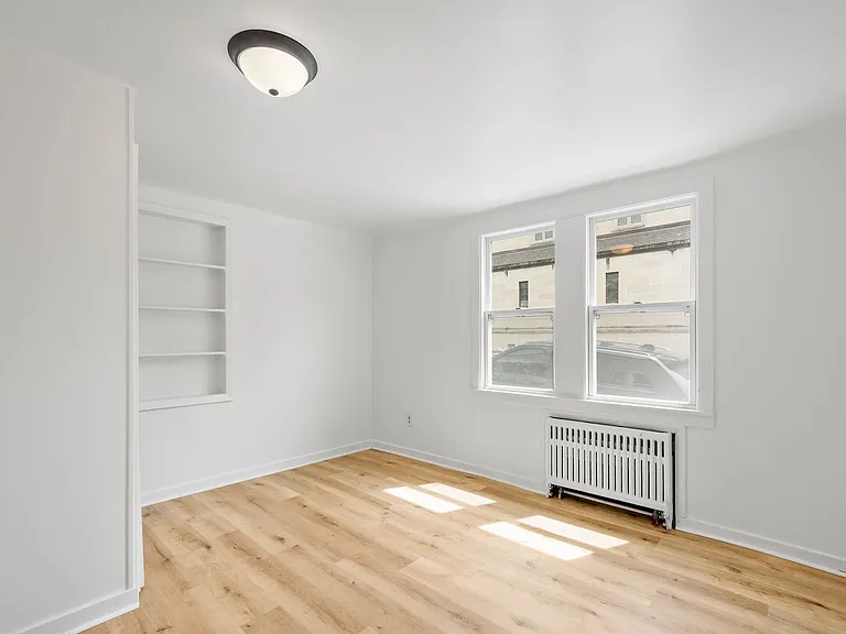 571 Washington Avenue — Photo 8
