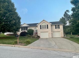2101 Stillwater Dr, Quincy, IL 62301