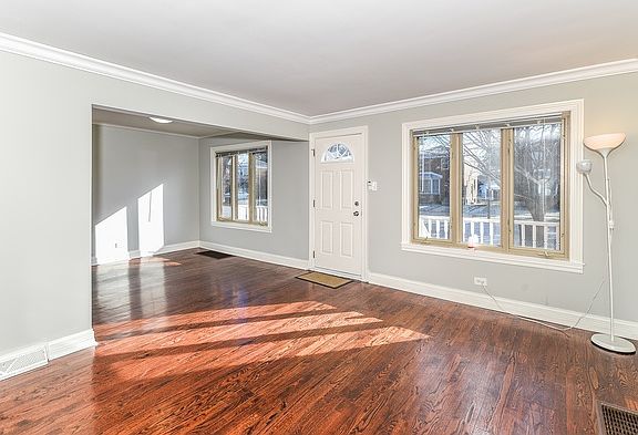 2nd image of 9120 S Albany Ave