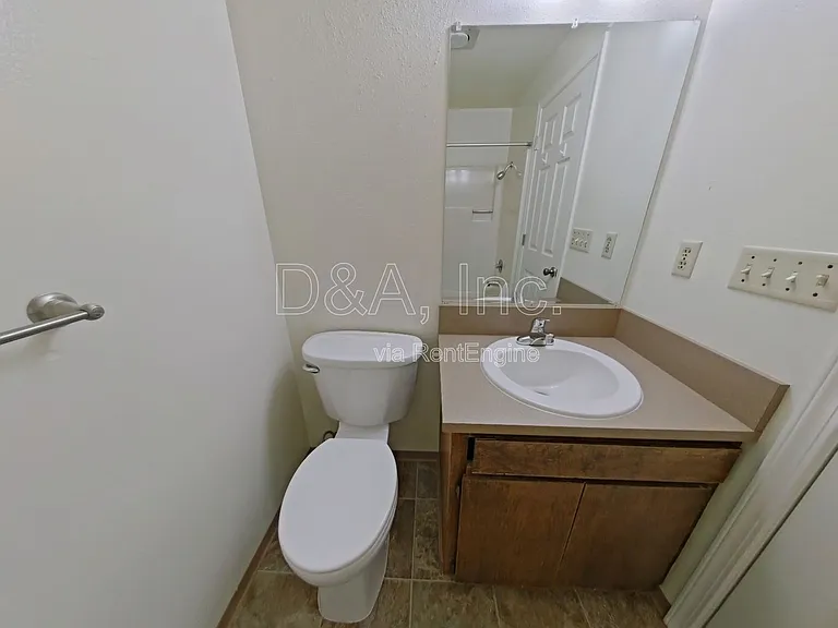 697 Jefferson St SE #6 — Photo 7
