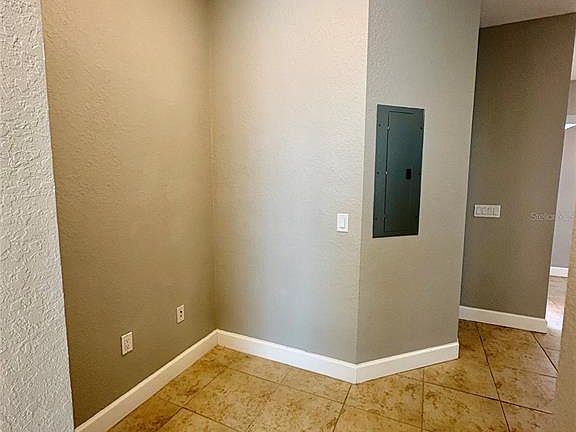 2nd image of 165 Alexander Woods Dr #165