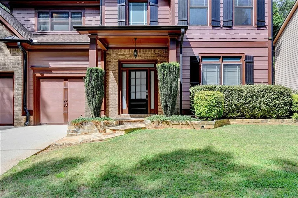 4 bed, 3.0 bath, $3,590 — Photo 2