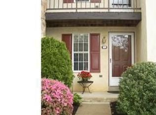 119 Valley Stream Ln, Wayne, PA 19087