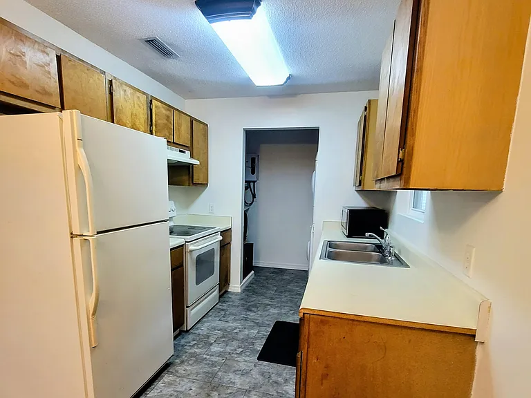 3088 Log Cabin Ln — Photo 5