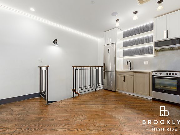 3rd image of 76 Palmetto St #1A