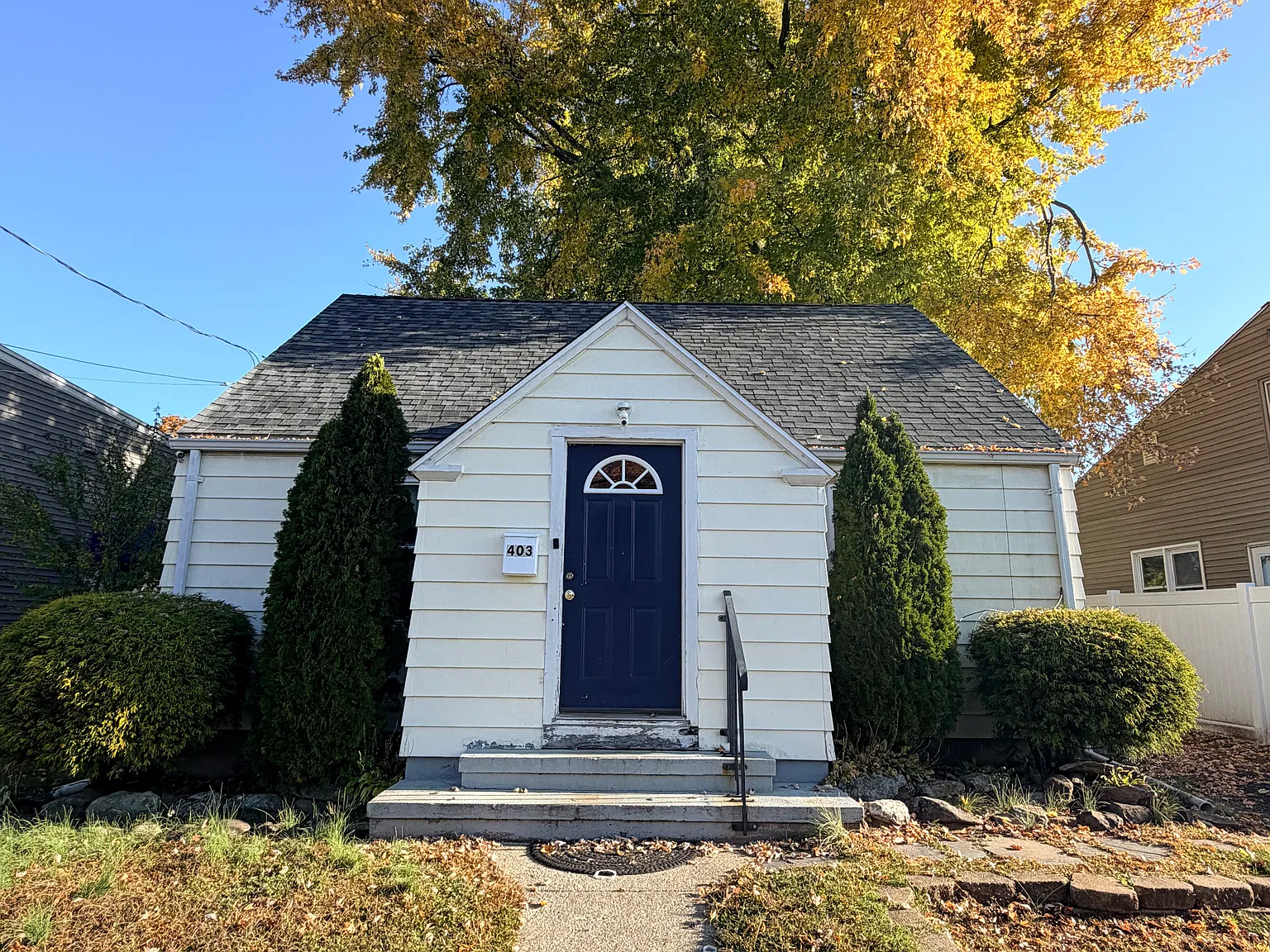 3 bed, $2,500 — Photo 1