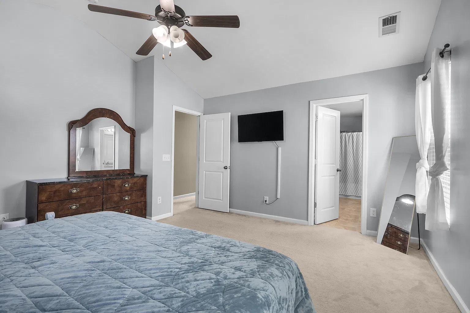 304 Connor Ct — photo 16