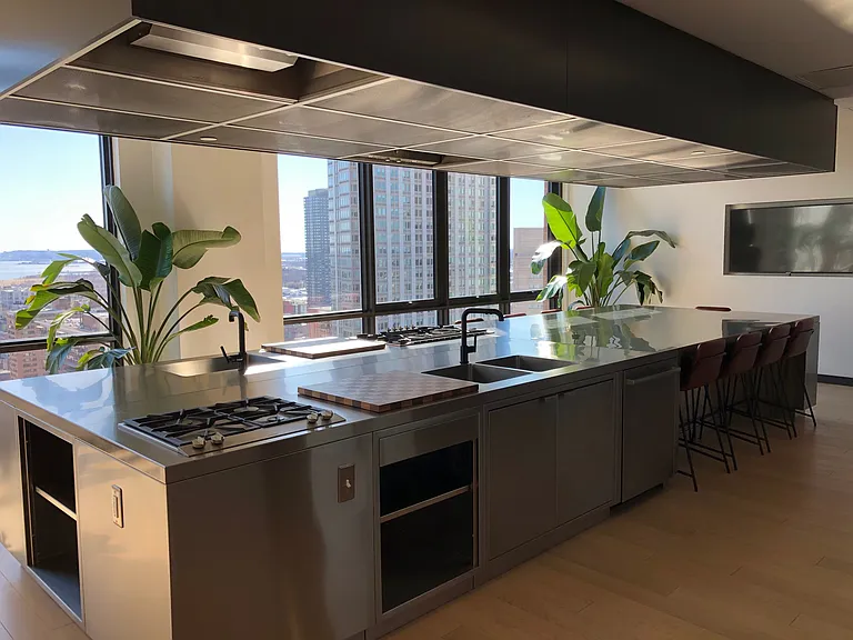 10 Provost St #307 — Photo 19