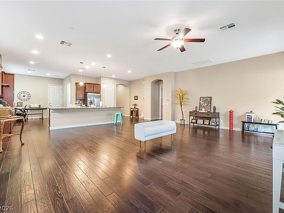 5th image of 71 Newton Ridge Way