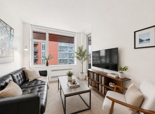 209 E 7th Ave #710, Vancouver, BC V5T 0H3
