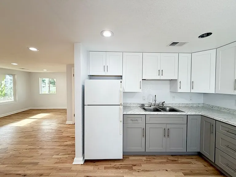 7360 Orchard Ct — Photo 5