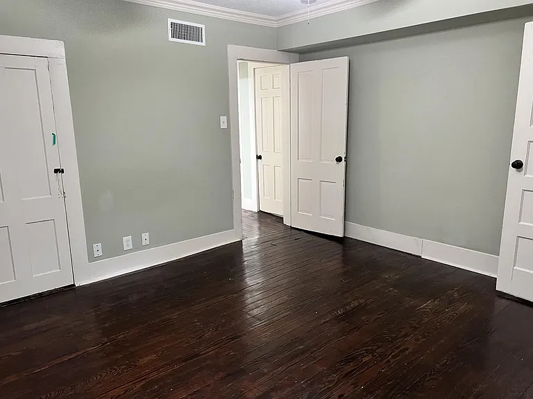 920 Bolivar St — Photo 16