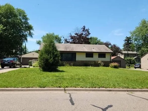 5631 Camden Ave N, Brooklyn Center, MN 55430