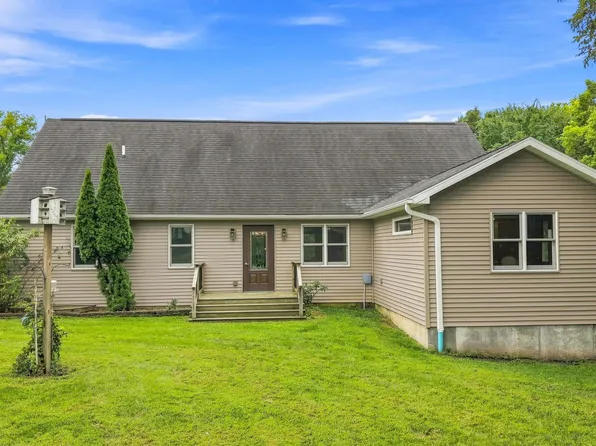 2096 290th Ave, Fort Madison, IA 52627
