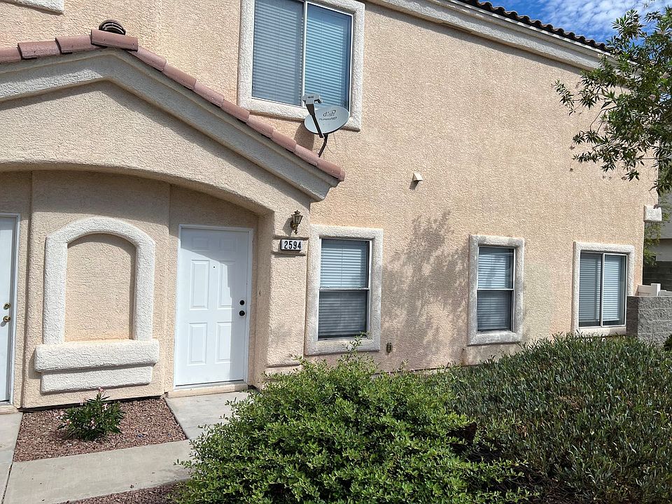 1st image of 2594 Lazy Saddle Dr