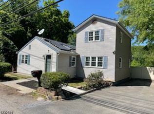 233 Little Falls Rd, Fairfield, NJ 07004