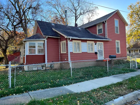 411 W Maple St, Champaign, IL 61820