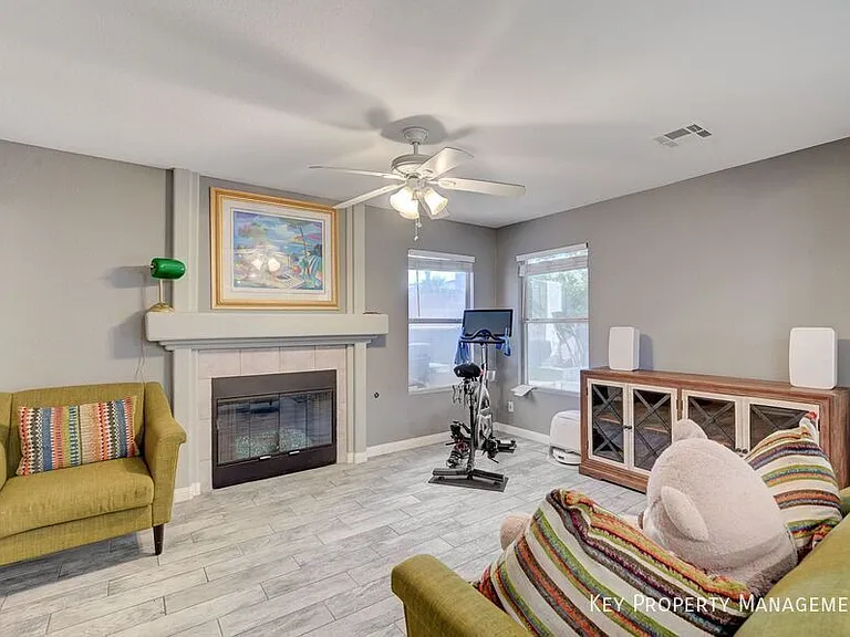 3941 Equinox Ct — Photo 3