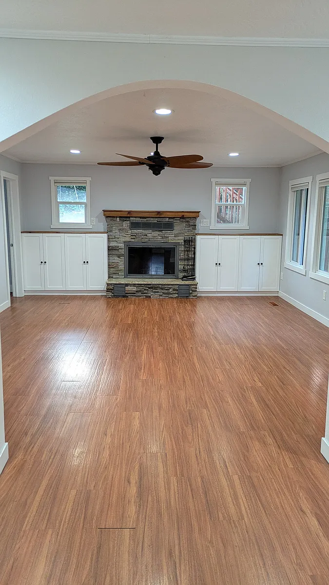 Building Photo - 41220 E Larch Mountain Rd