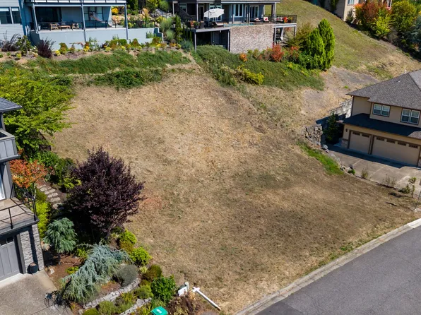 NW Riggs Dr, Portland, OR 97229