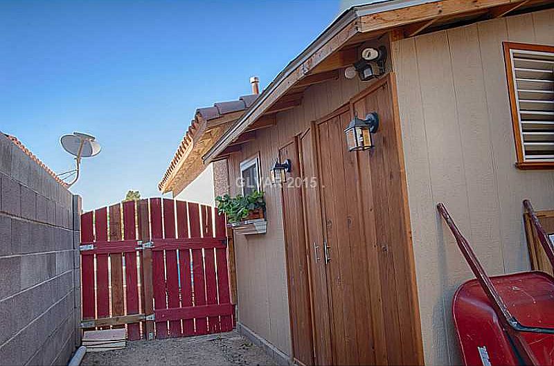 2nd image of 606 Carleton Dr