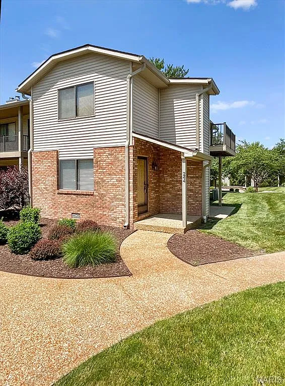 244 Eagle Rdg photo 1