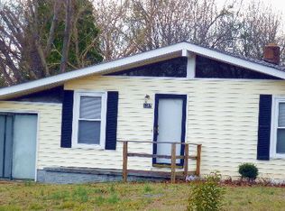 1327 N Lafayette St, Shelby, NC 28150