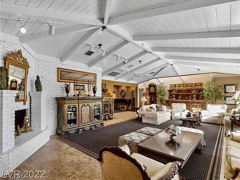 2801 Pinto Ln — Photo 6
